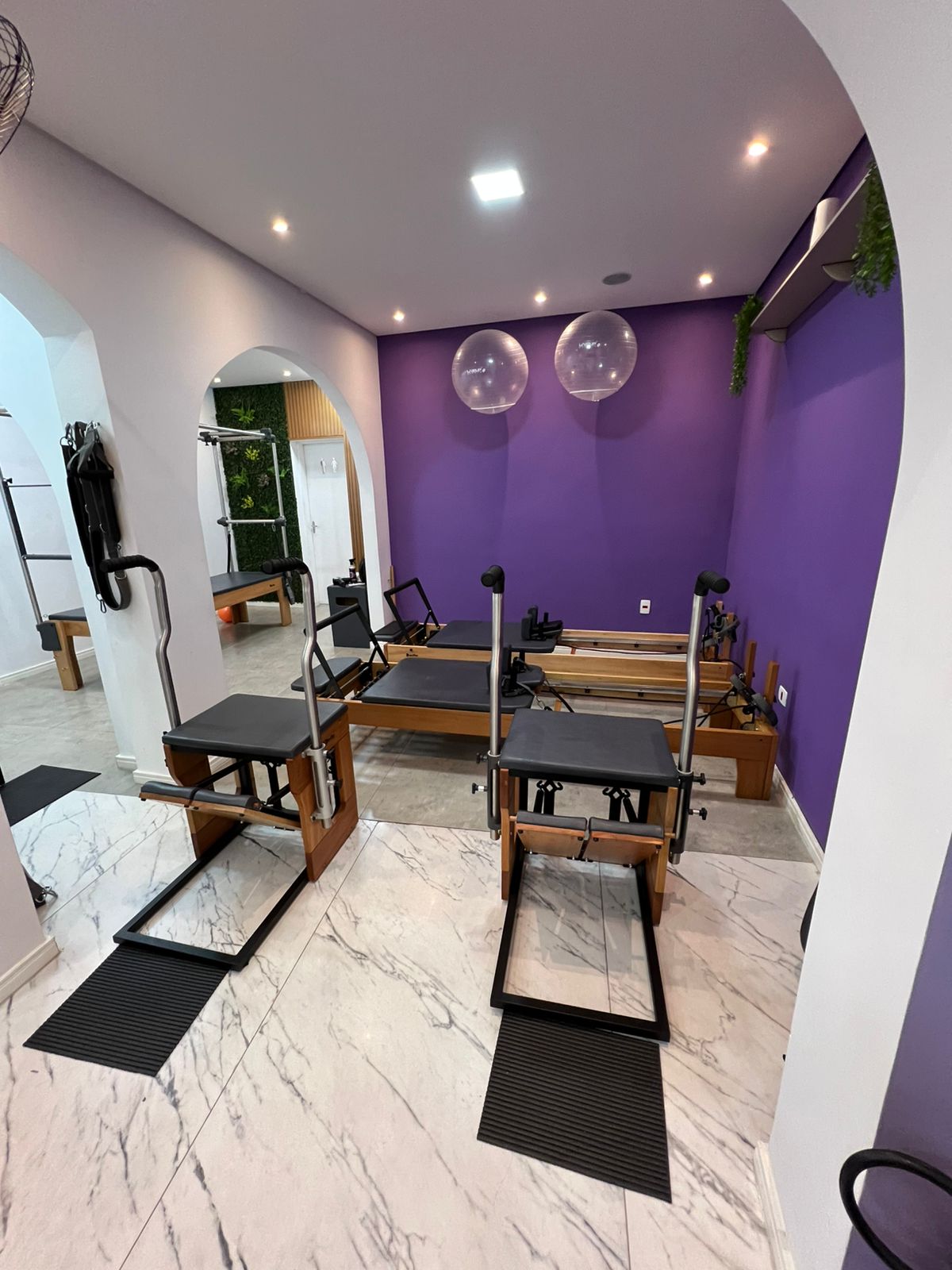 studio de pilates maquina de pilates ferramenta de pilates (1)